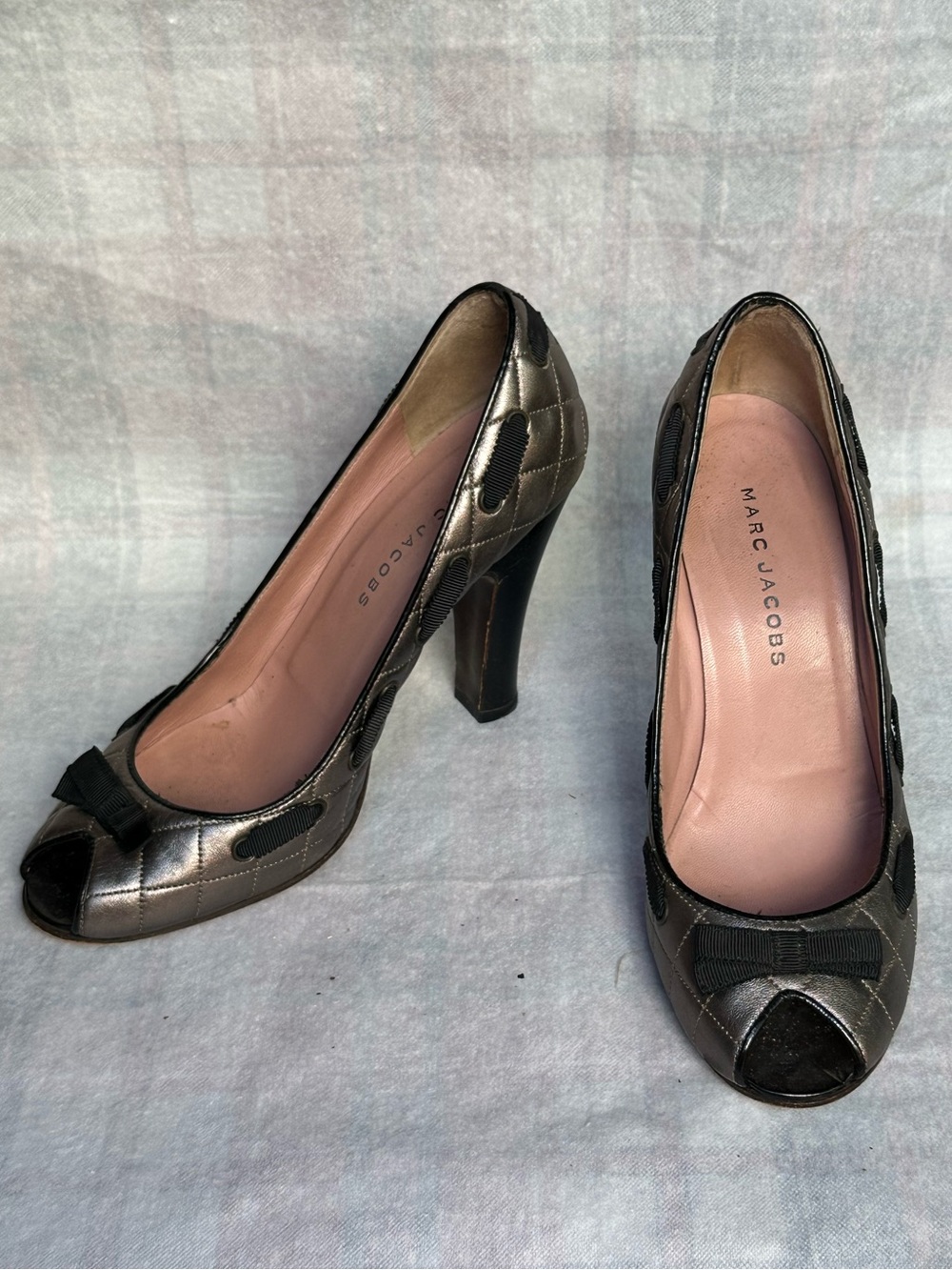 Marc Jacobs Metallic Silver Peep-Toe Bow Heels